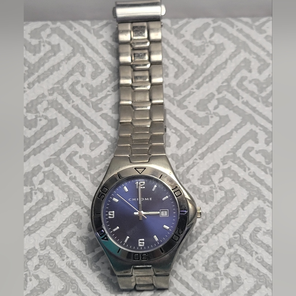 CHROME Watch - Picture 8 of 13